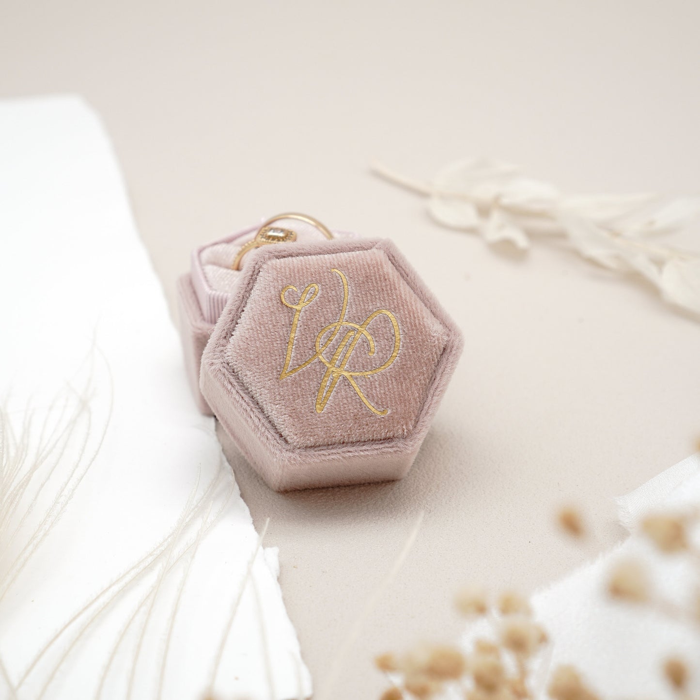 Ringbox mit Monogram in 4 Farben