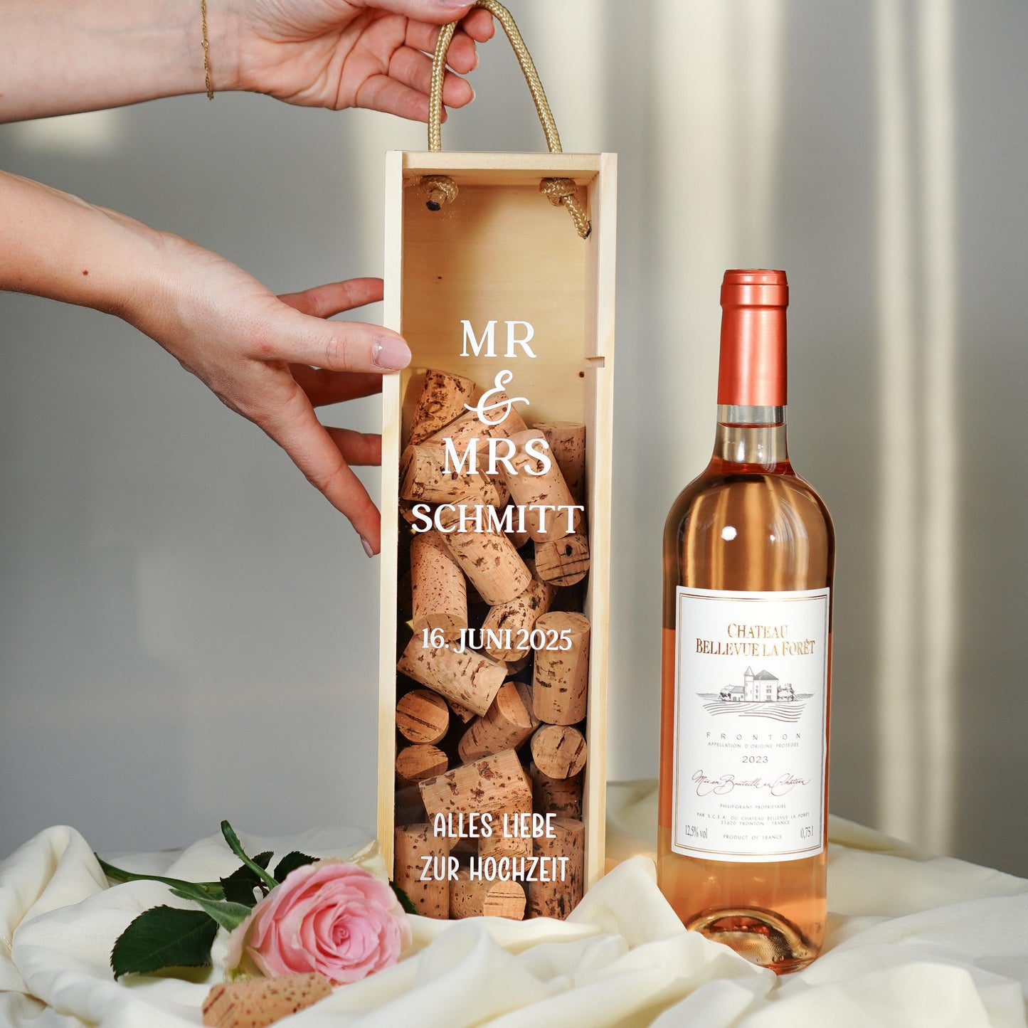 Weinbox "Mr & Mrs" mit Familiennamen + Datum - Hochzeitsgeschenk