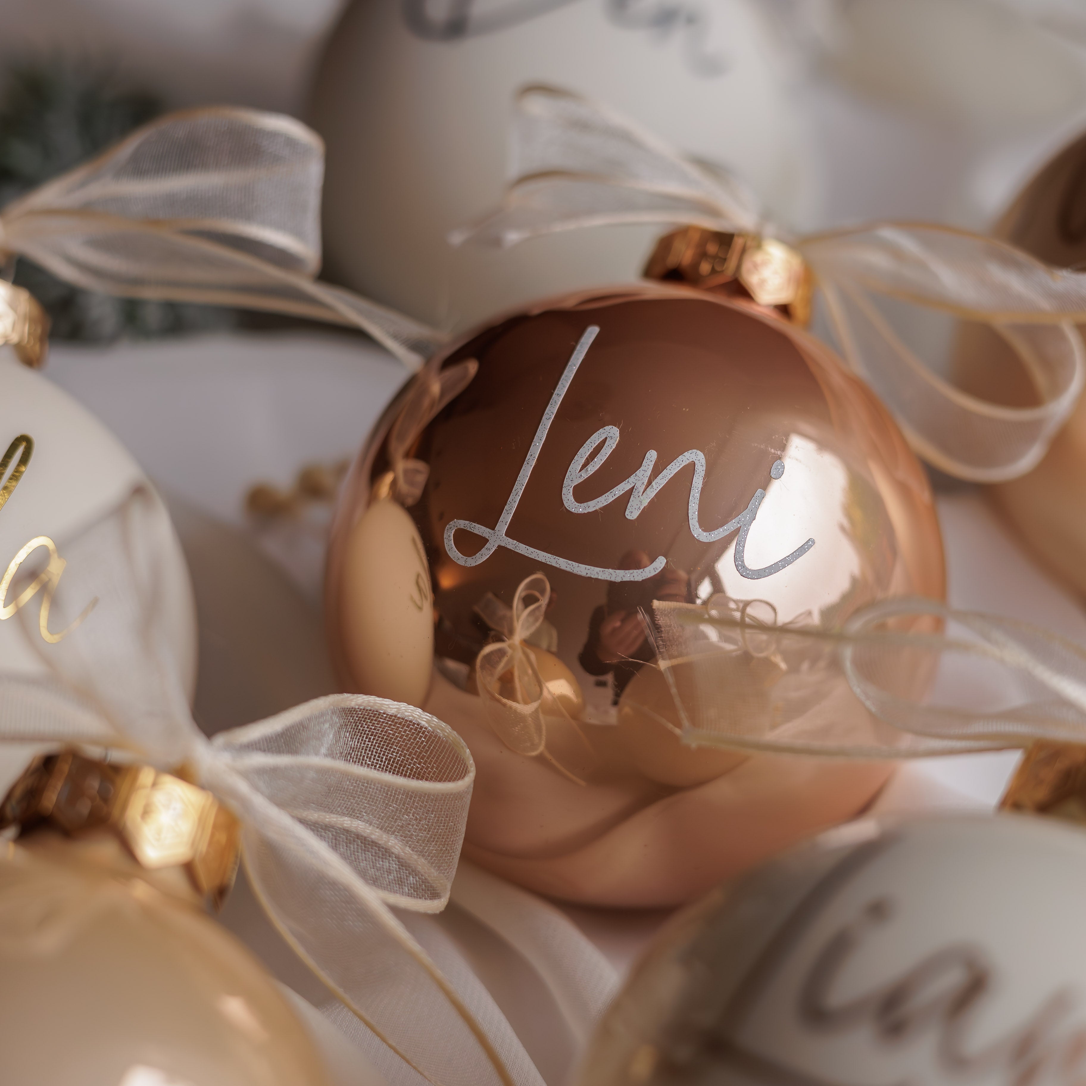 Personalisierte Weihnachtskugeln aus Echtglas