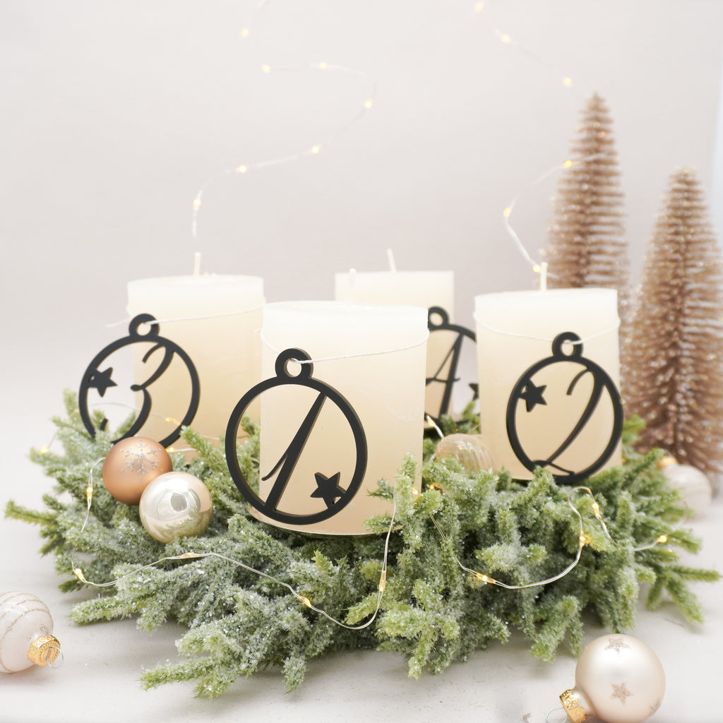 Adventskranz Zahlen 4er Set in Schwarz