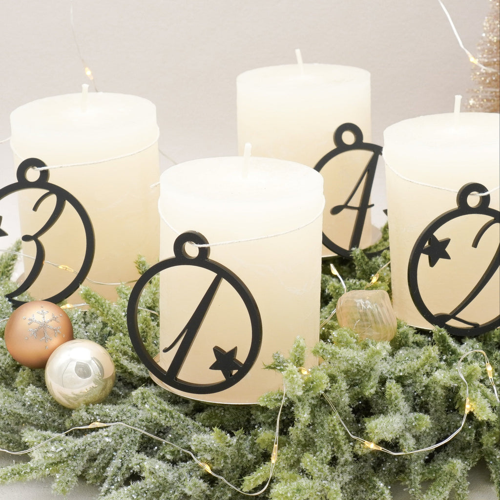Adventskranz Zahlen 4er Set in Schwarz