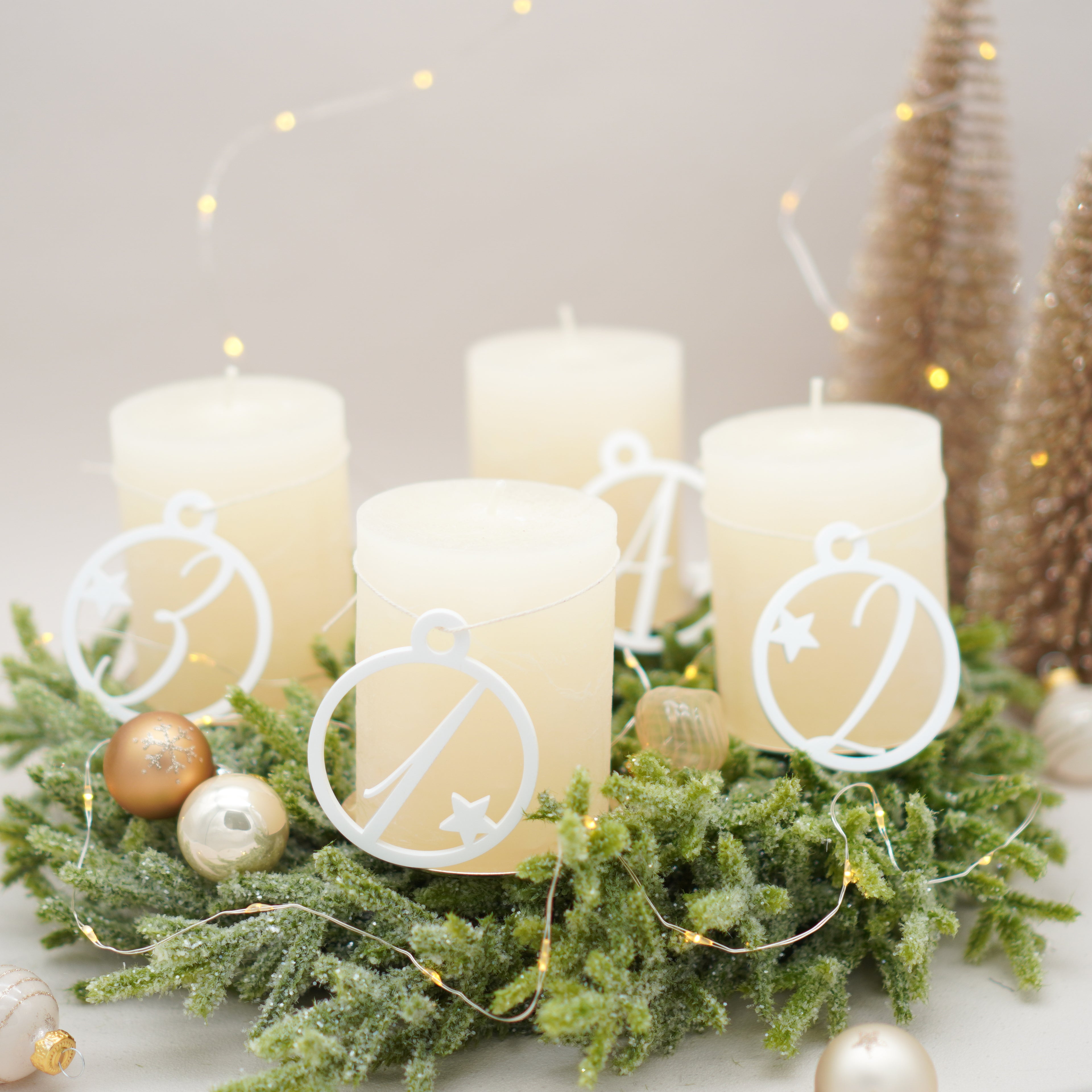Adventskranz Zahlen 4er Set in Weiß