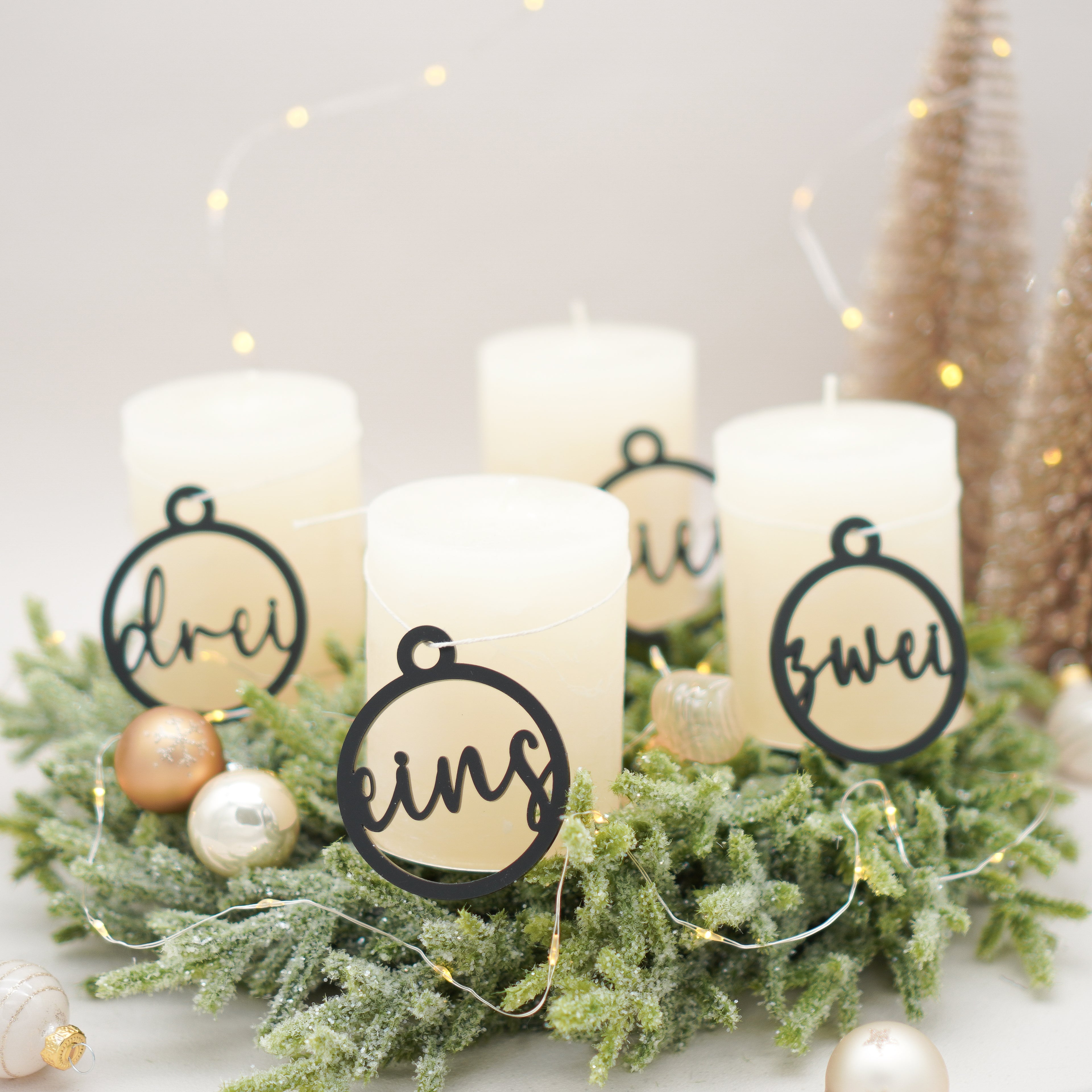 Adventskranz Zahlen 4er Set in Schwarz