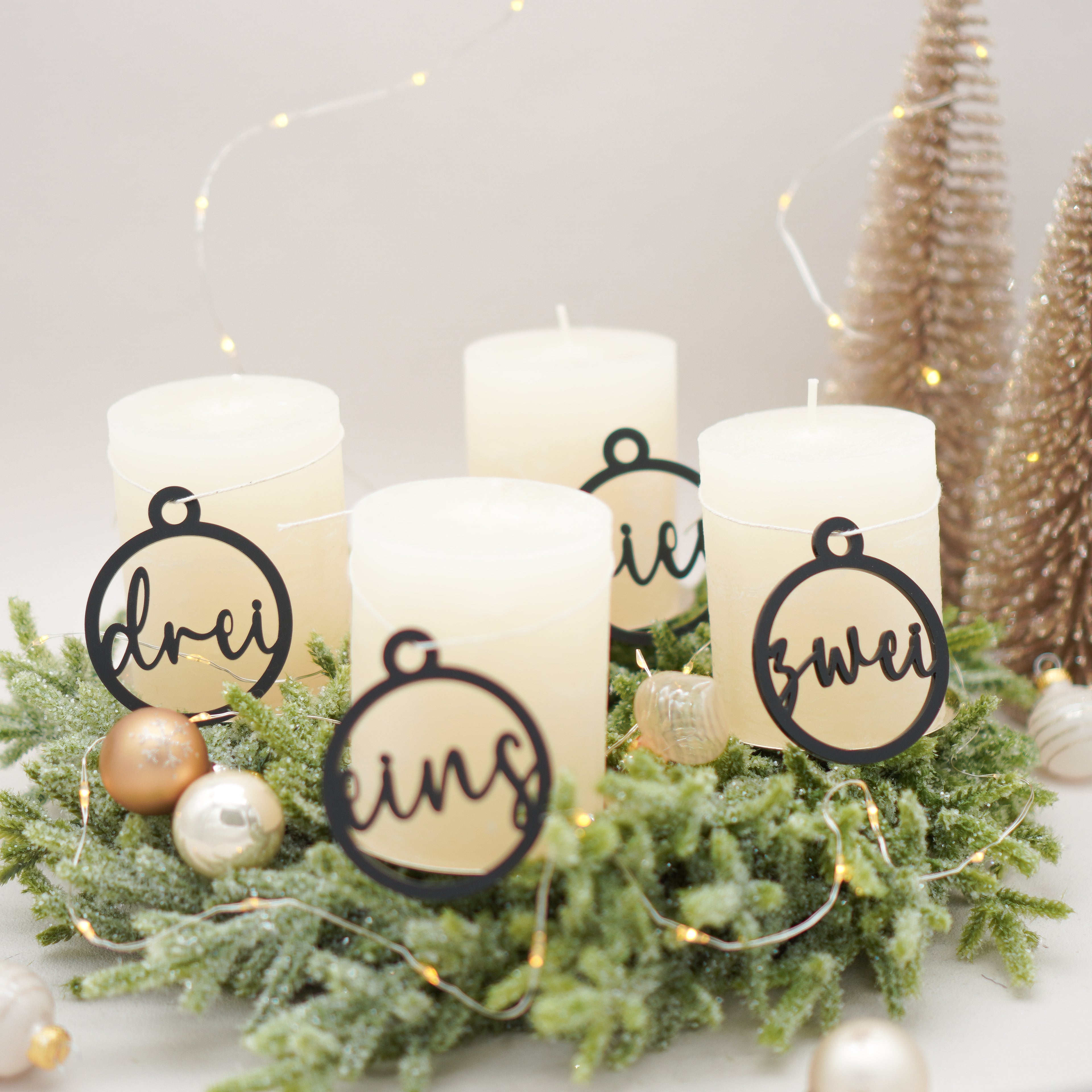 Adventskranz Zahlen 4er Set in Schwarz