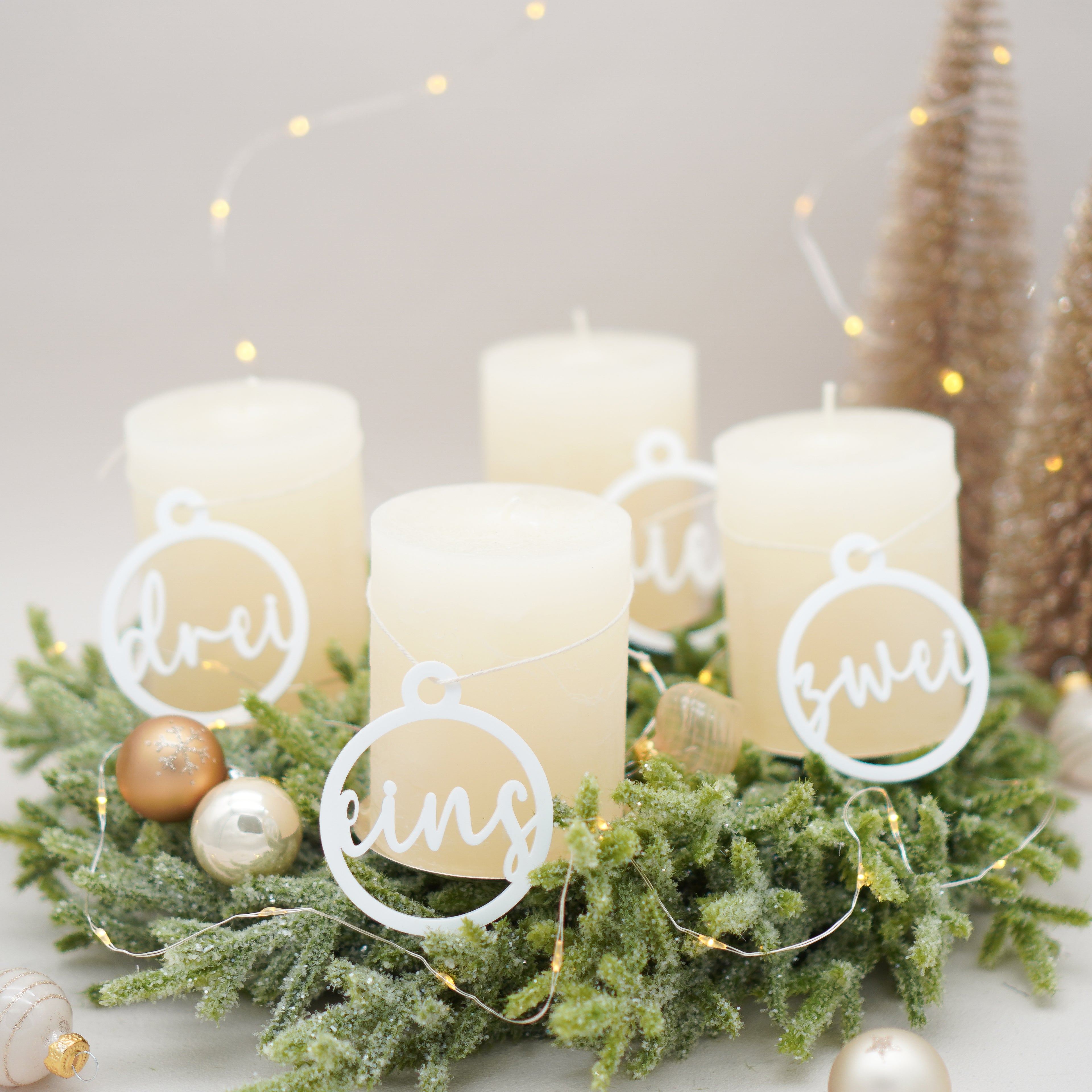 Adventskranz Zahlen 4er Set in Weiß