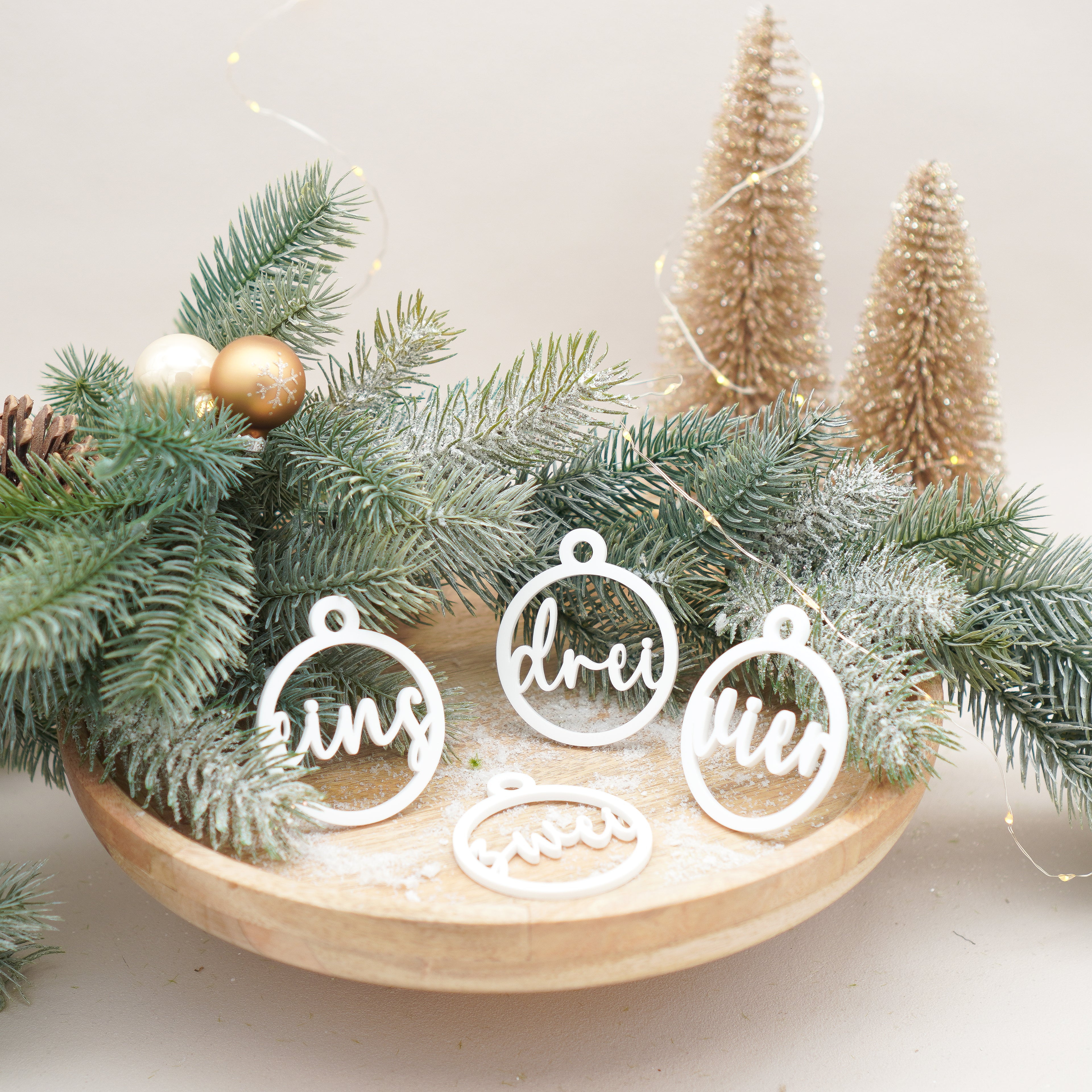 Adventskranz Zahlen 4er Set in Weiß