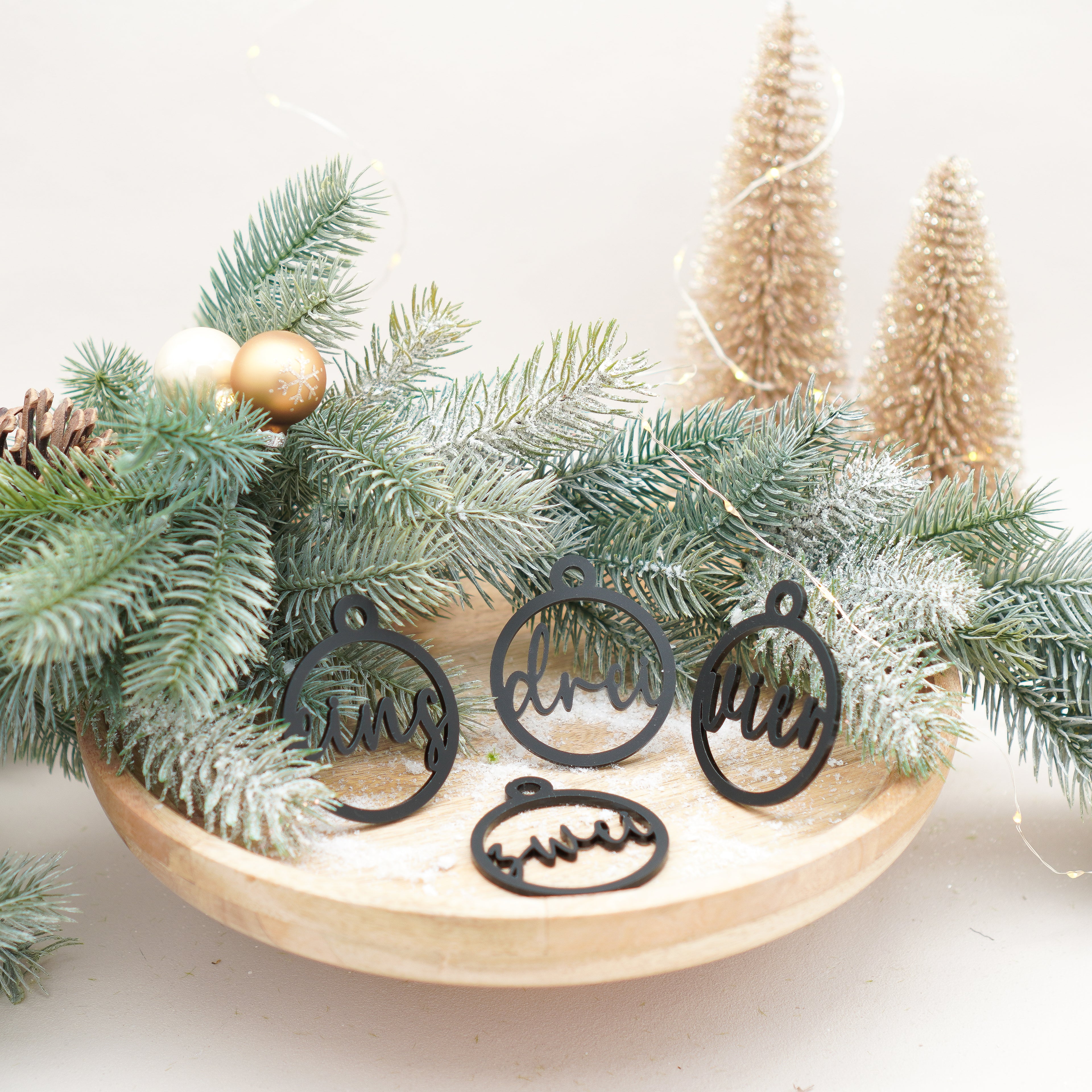 Adventskranz Zahlen 4er Set in Schwarz