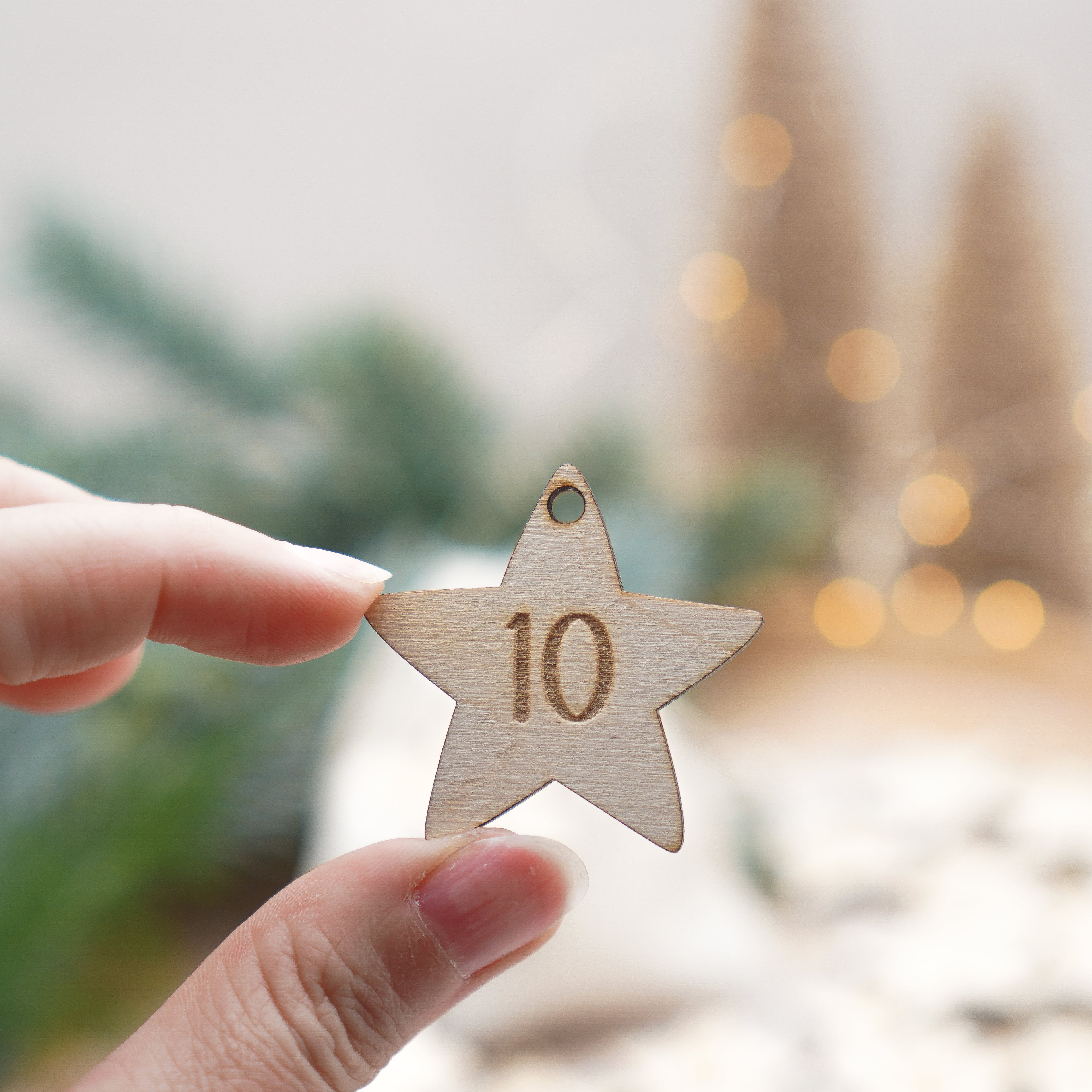 Adventskalender Zahlen "Sterne" aus Holz