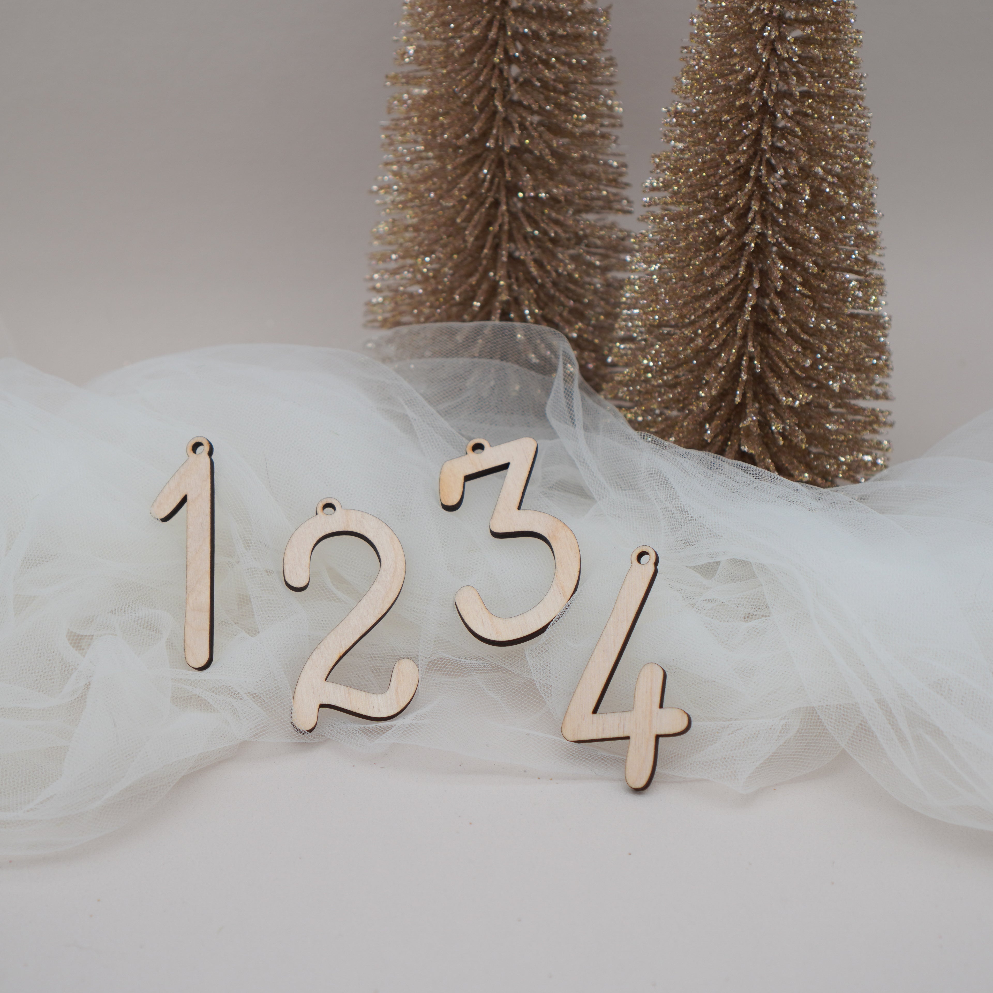 Adventskranz Zahlen 4er Set aus Holz
