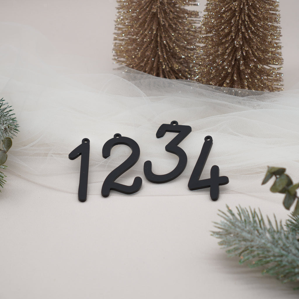 Adventskranz Zahlen 4er Set in Schwarz