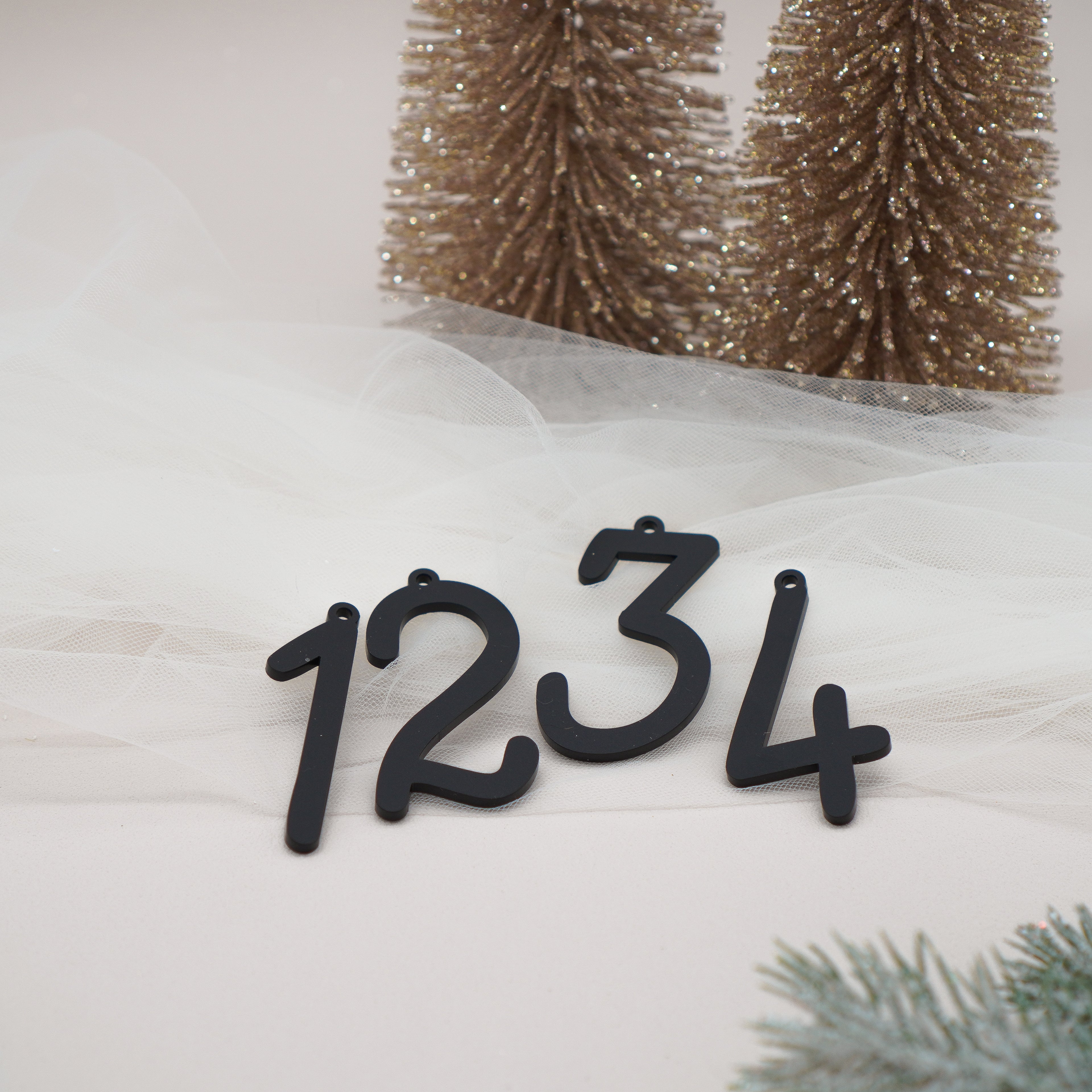 Adventskranz Zahlen 4er Set in Schwarz