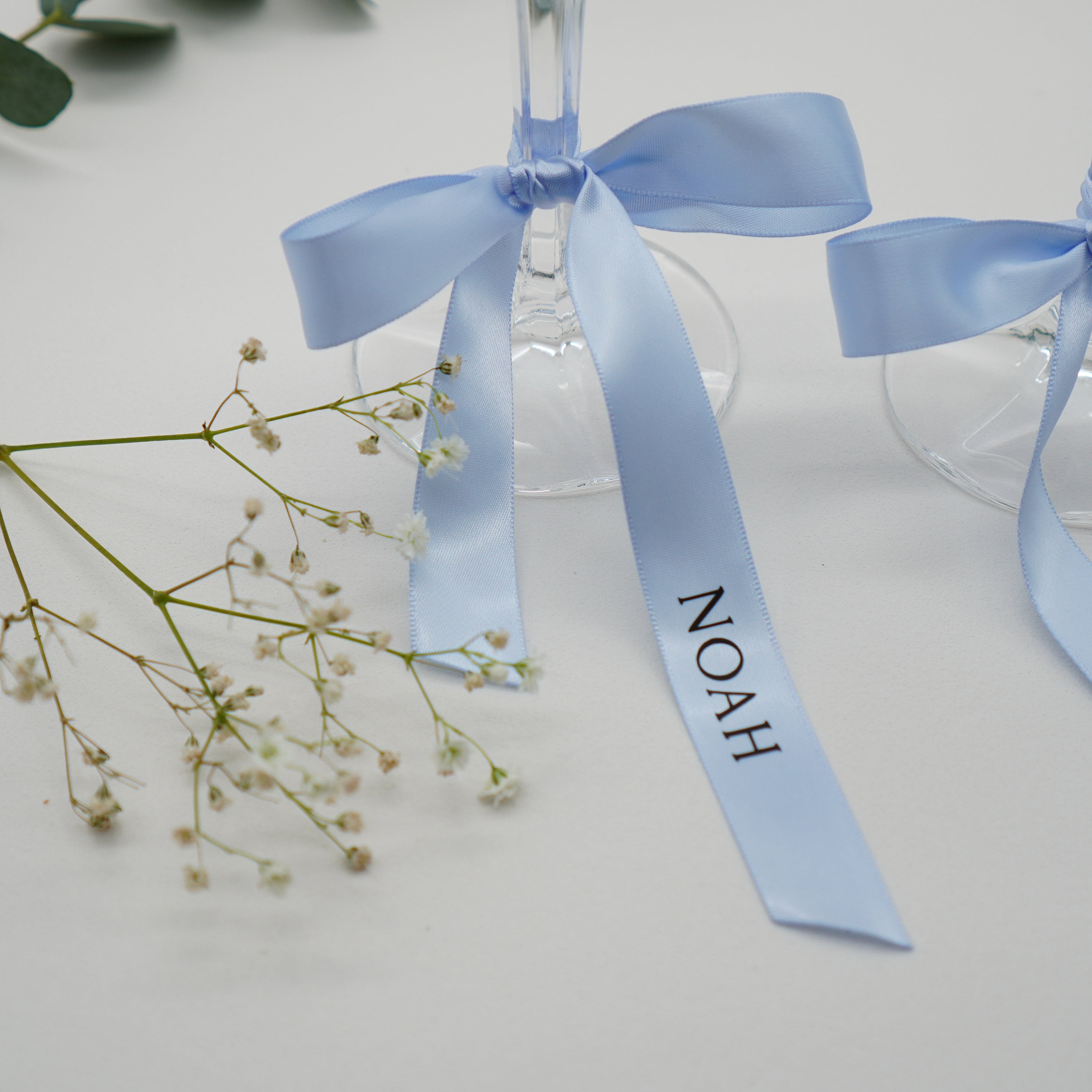 Personalisierte Satinbänder in Pastell Blau