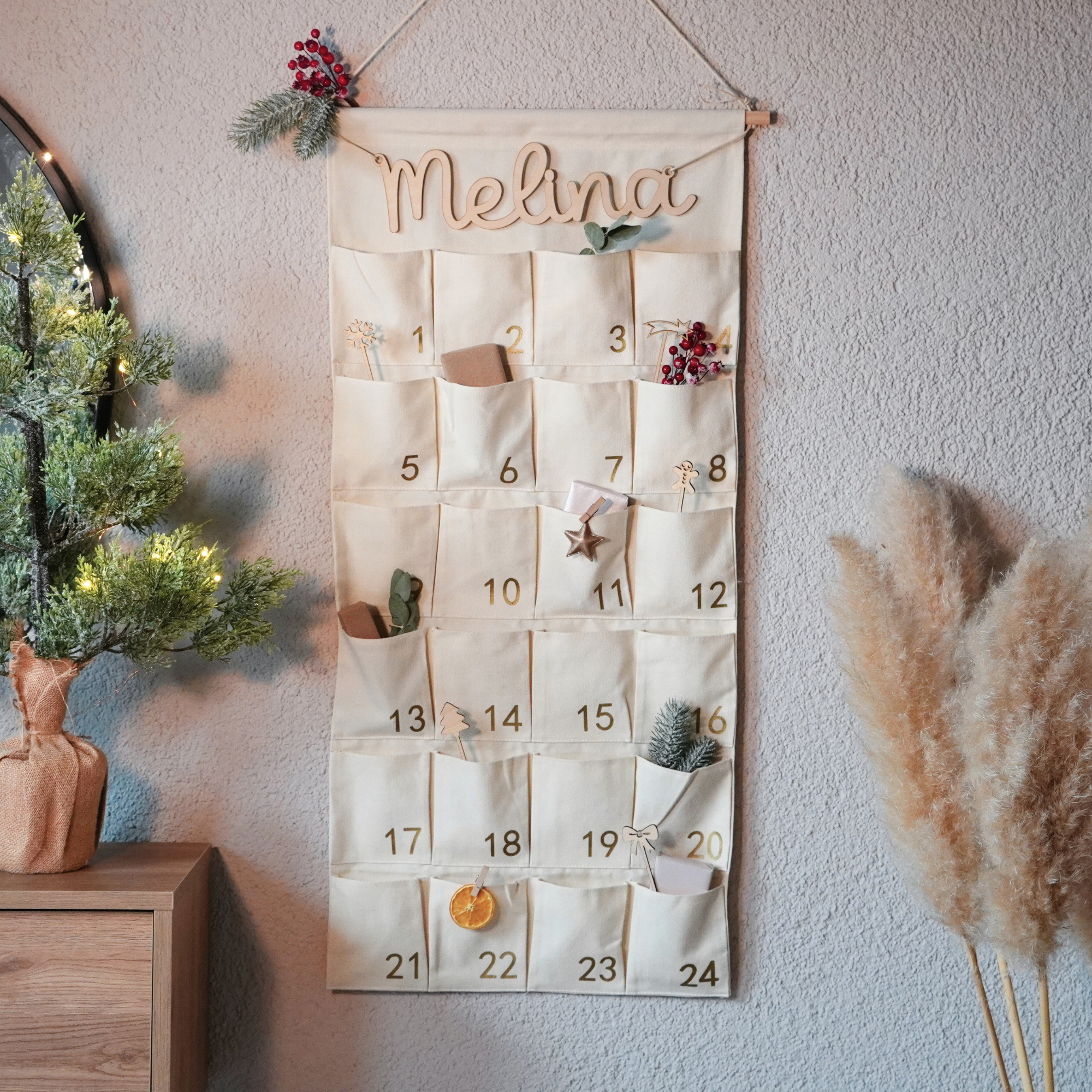 Stoff Adventskalender mit 24 Taschen